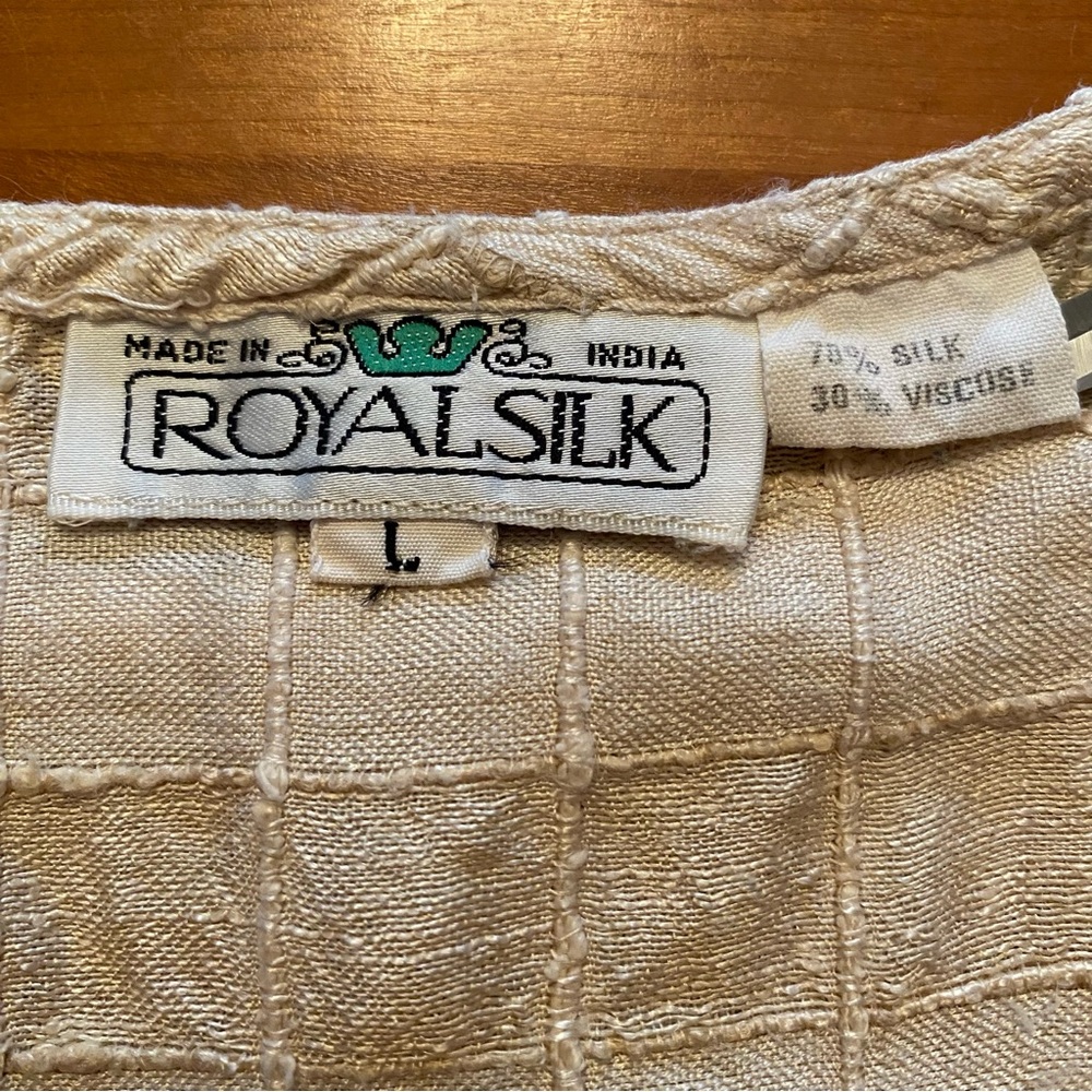 RoyalSilk Silk Blend Blouse Women’s L Beige Textured Sleeveless Round Neck